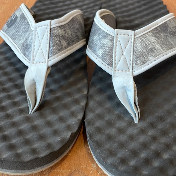 The North Face sandals, Comfort Flip Flop, Size 8, gray - Picture 8 of 9